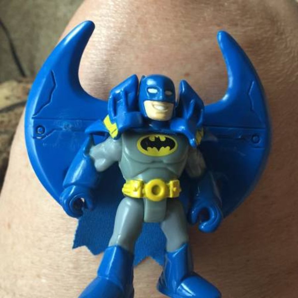Batman action figure DC Comics 3" & batwing